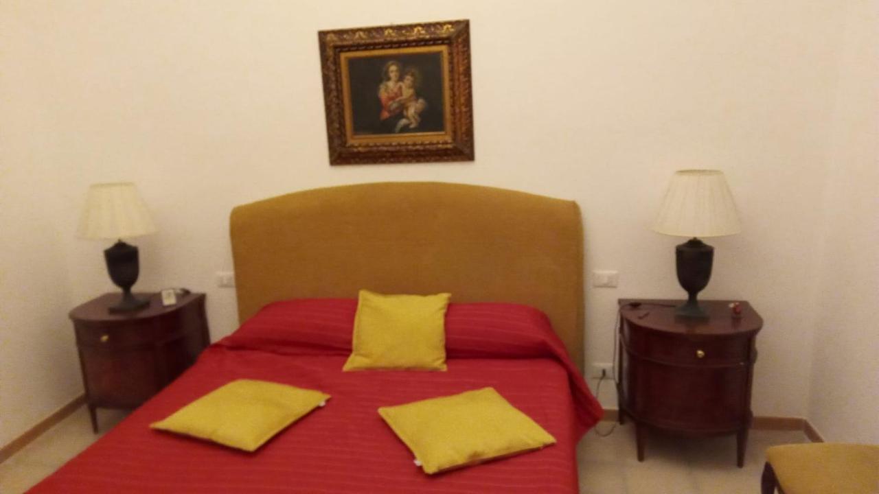 Il Regno Delle Due Sicilie I Apartment Palermo Bagian luar foto